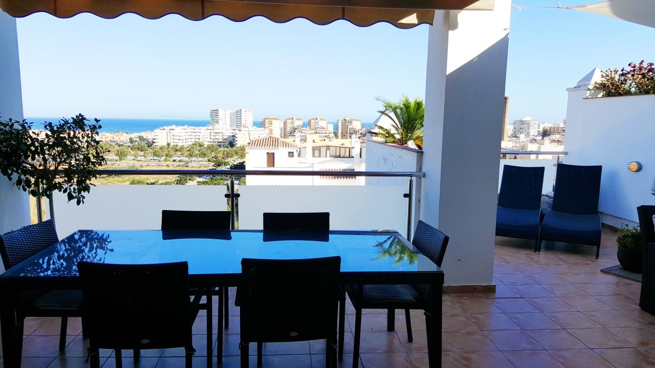 Penthouse leilighet til salgs i  Torre del Mar